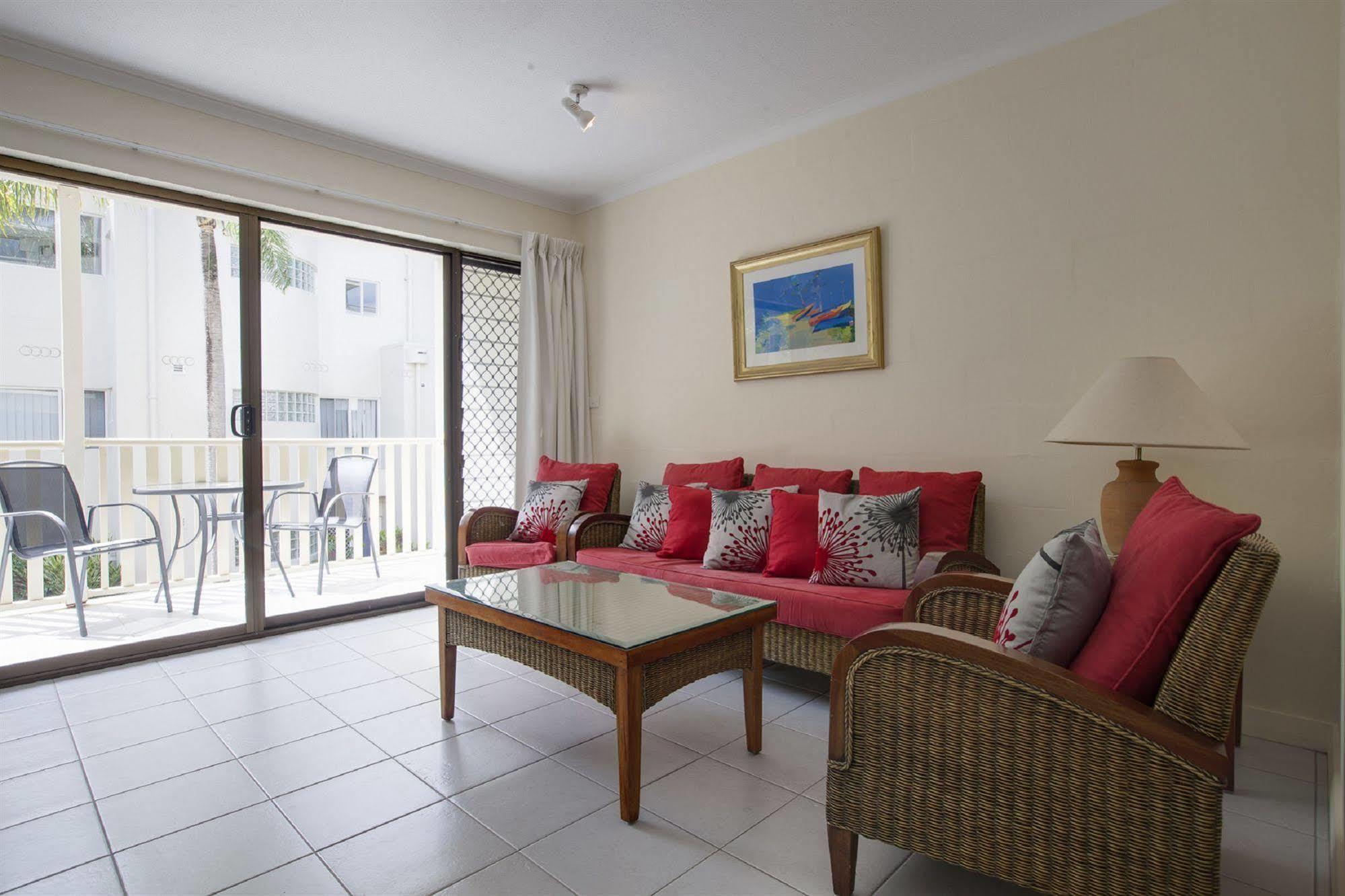 Seascape Holidays - Tropical Reef Apartments 포트 더글라스 외부 사진